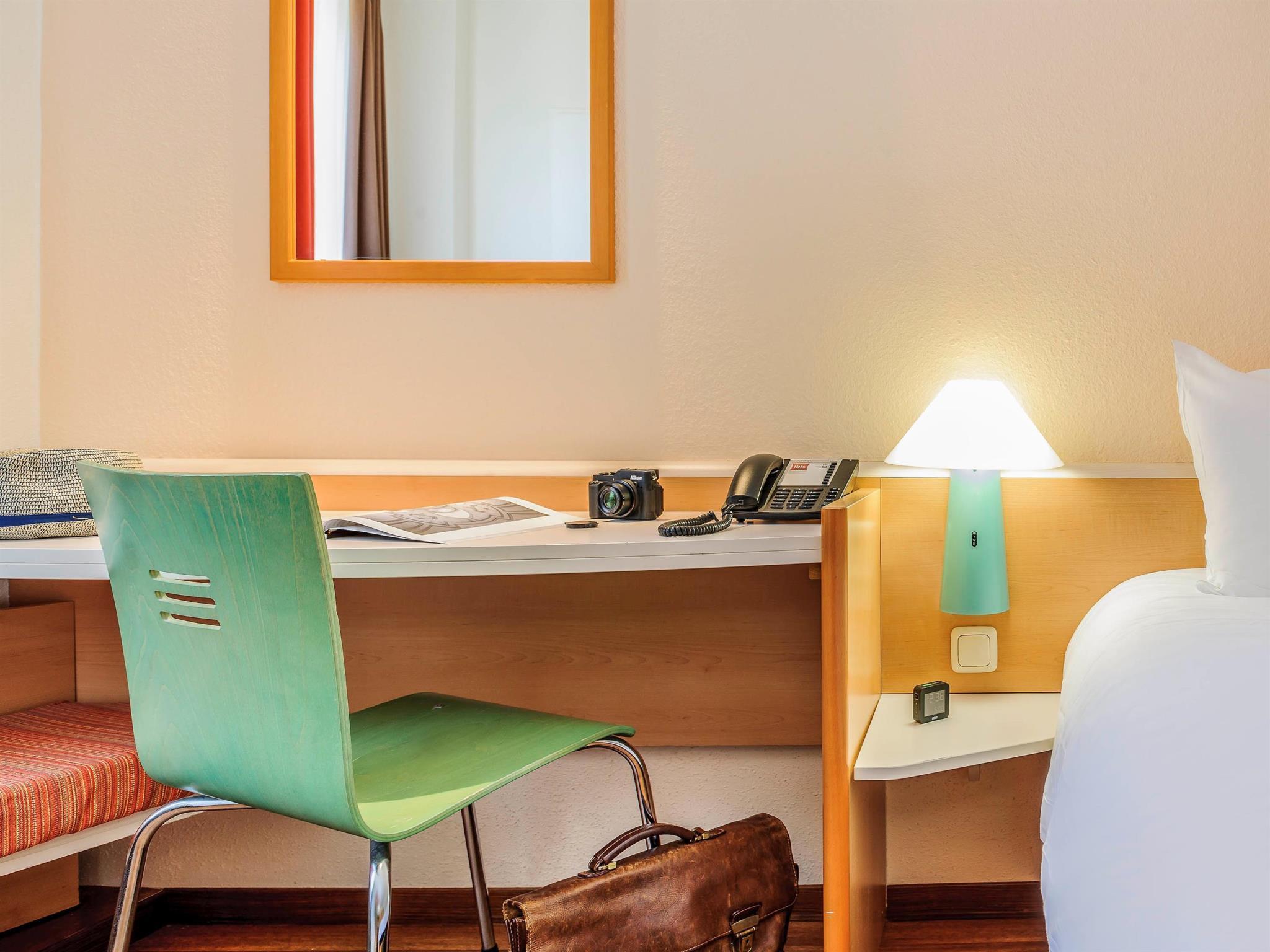 B&B Hotel Bochum Hbf-Sued Luaran gambar